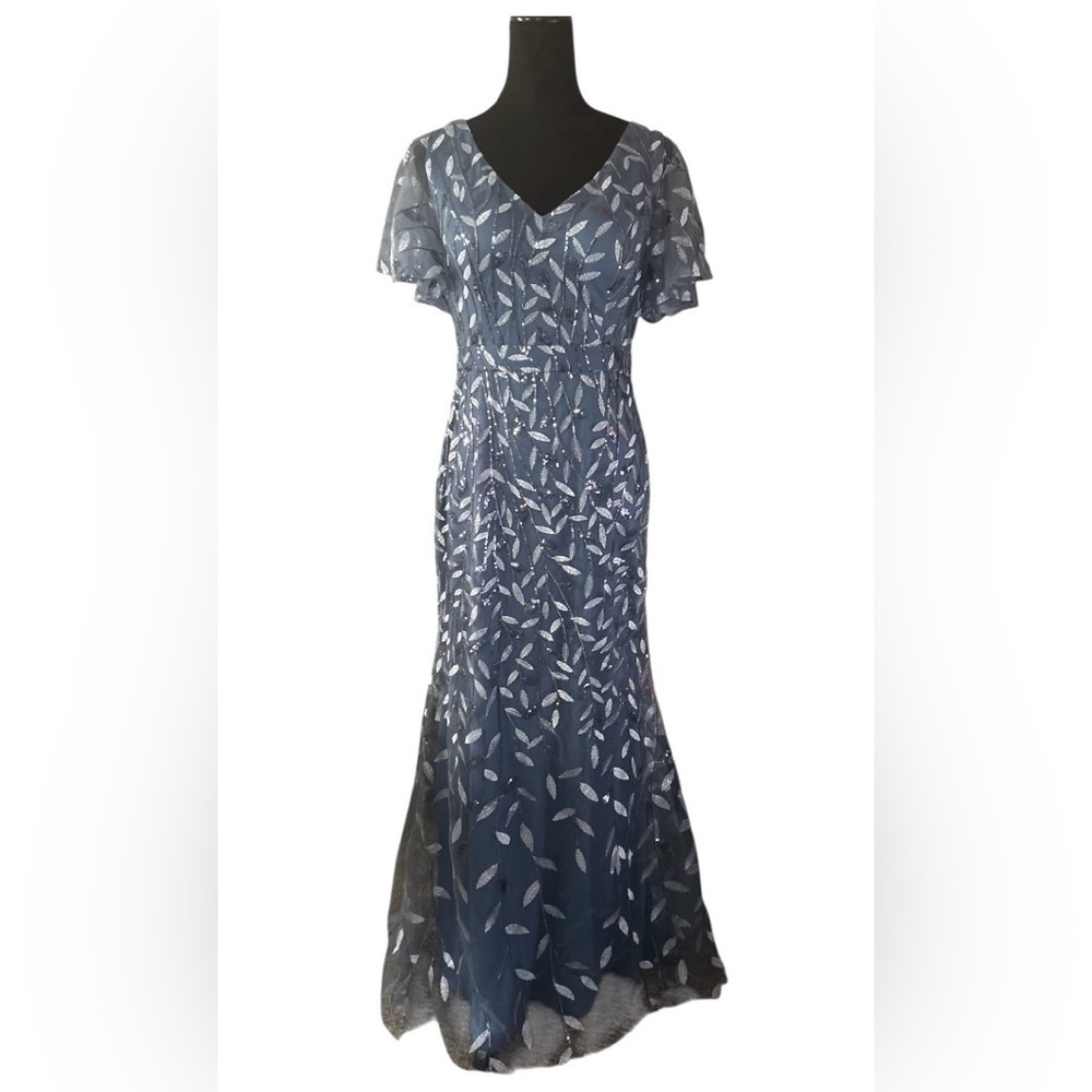 Mu Xiang Chen Elegant Dusty Blue Embroidered Evening Gown with belt Sz 8 nwot